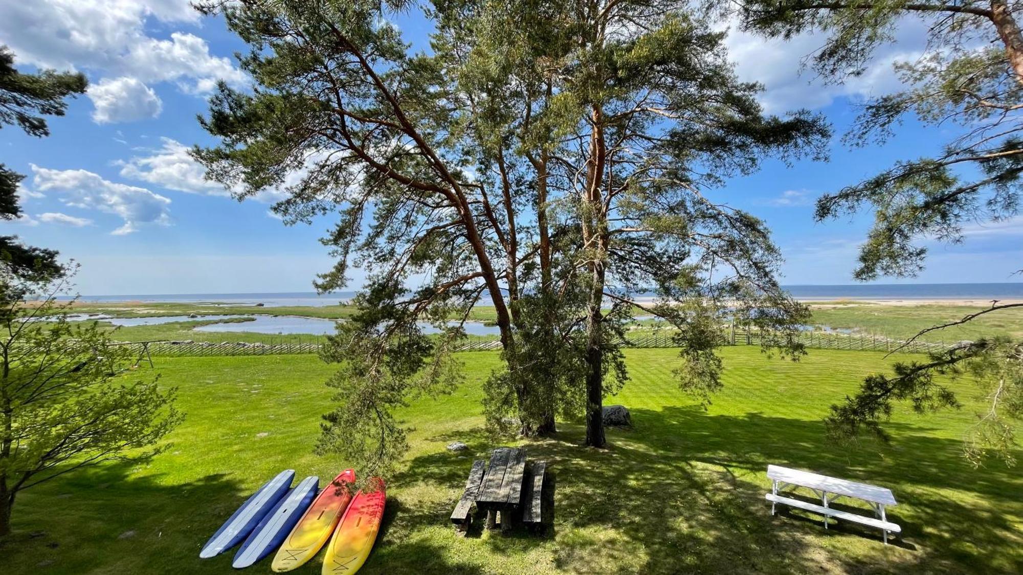 Kosmonautika Puhkekeskus Hotel Kabli Buitenkant foto