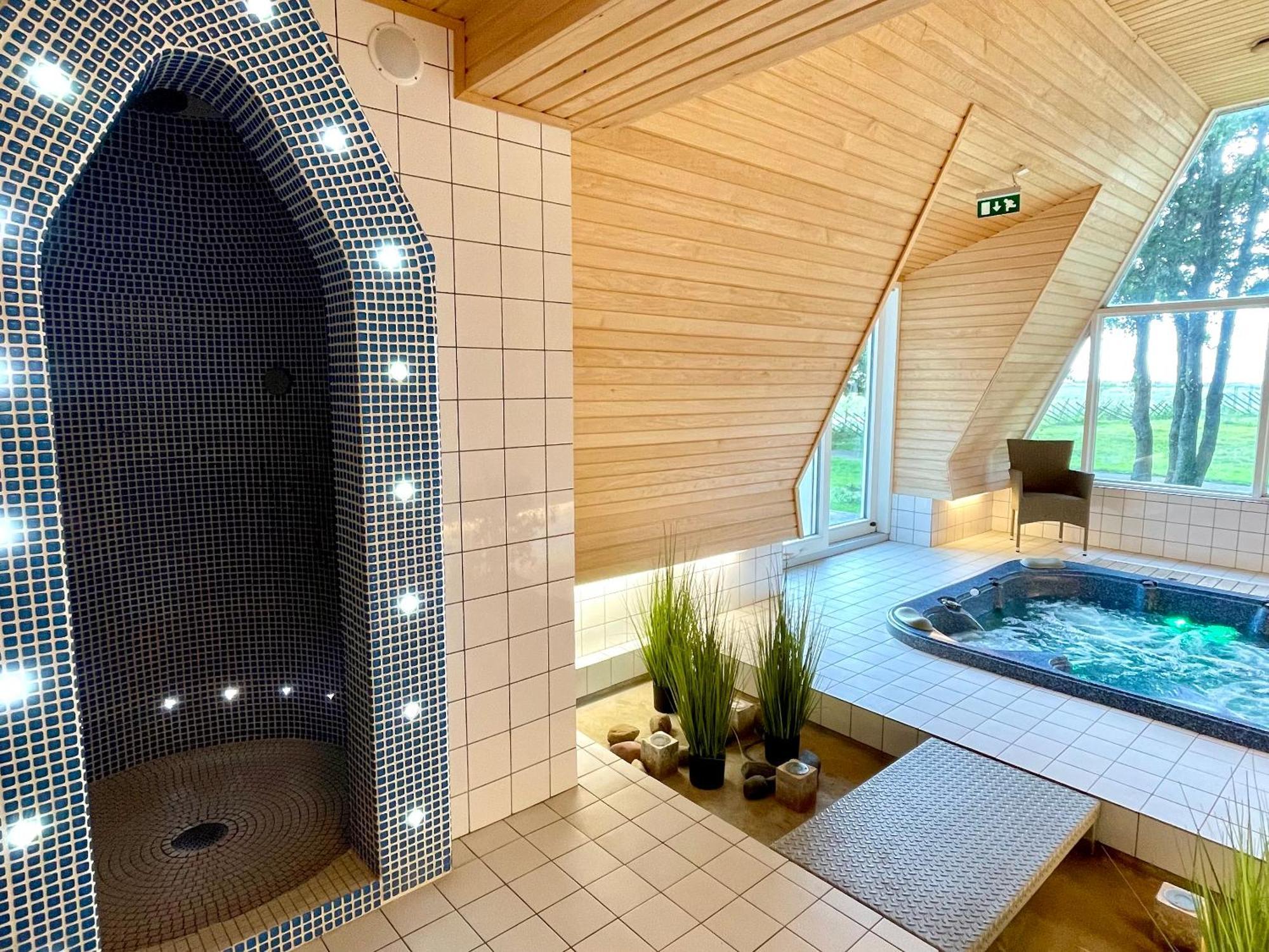 Kosmonautika Puhkekeskus Hotel Kabli Buitenkant foto